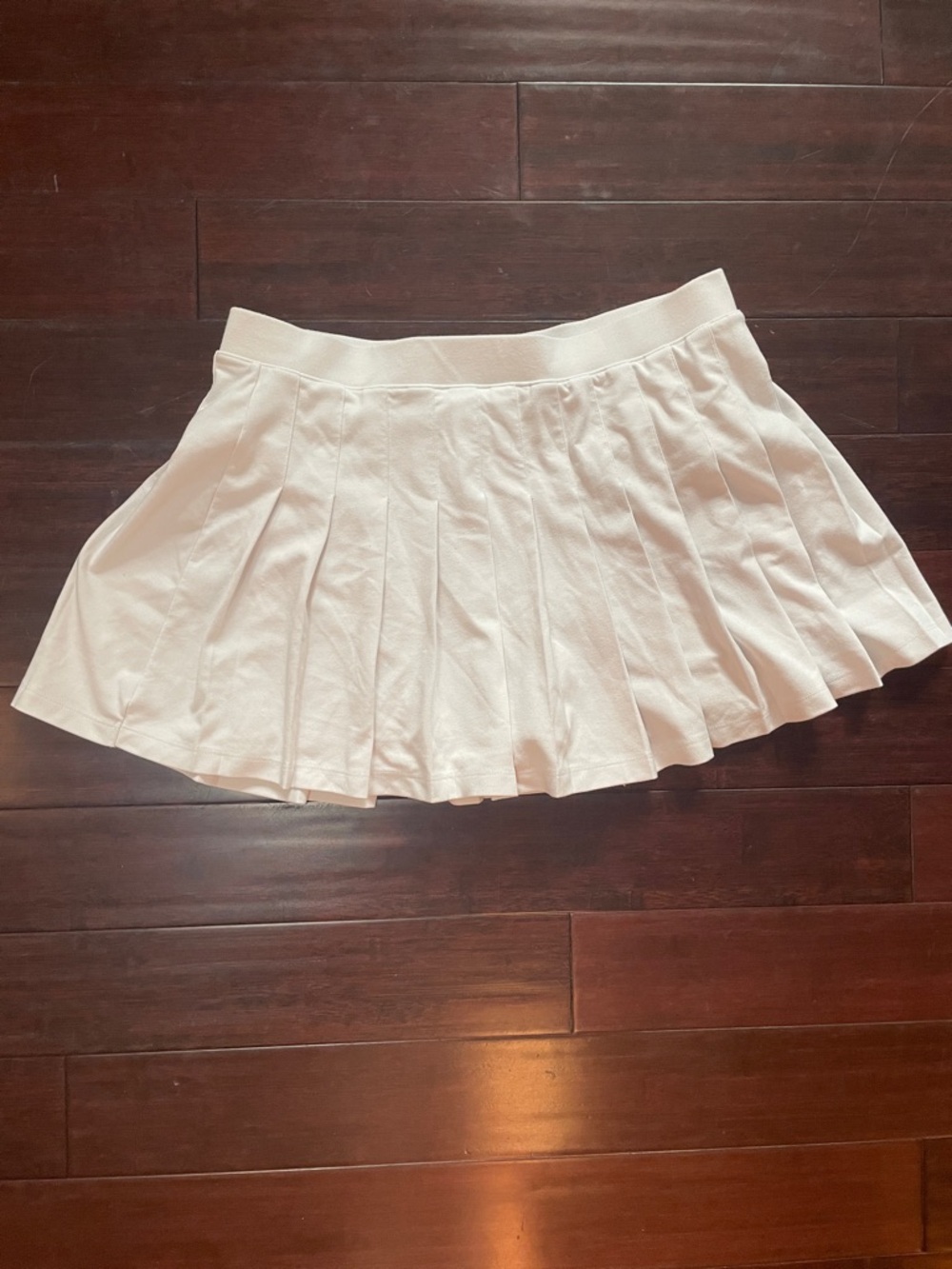 PINK Victoria's Secret White Pleated Tennis Skort, Preppy Pleated, XL
